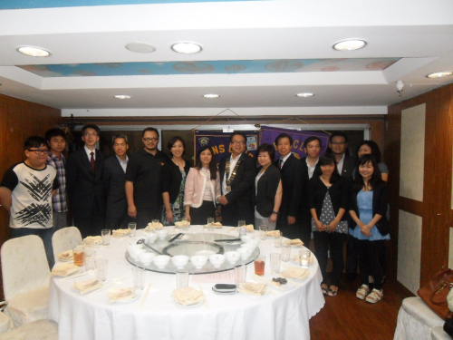 2015-05-14_555408aa78f86